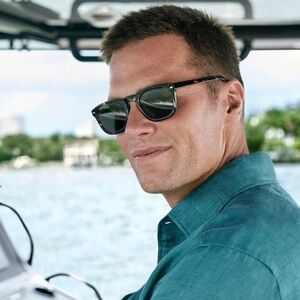 Christopher Cloos Cloos X Brady -
Espresso Sun Prescription. Included Clip-On